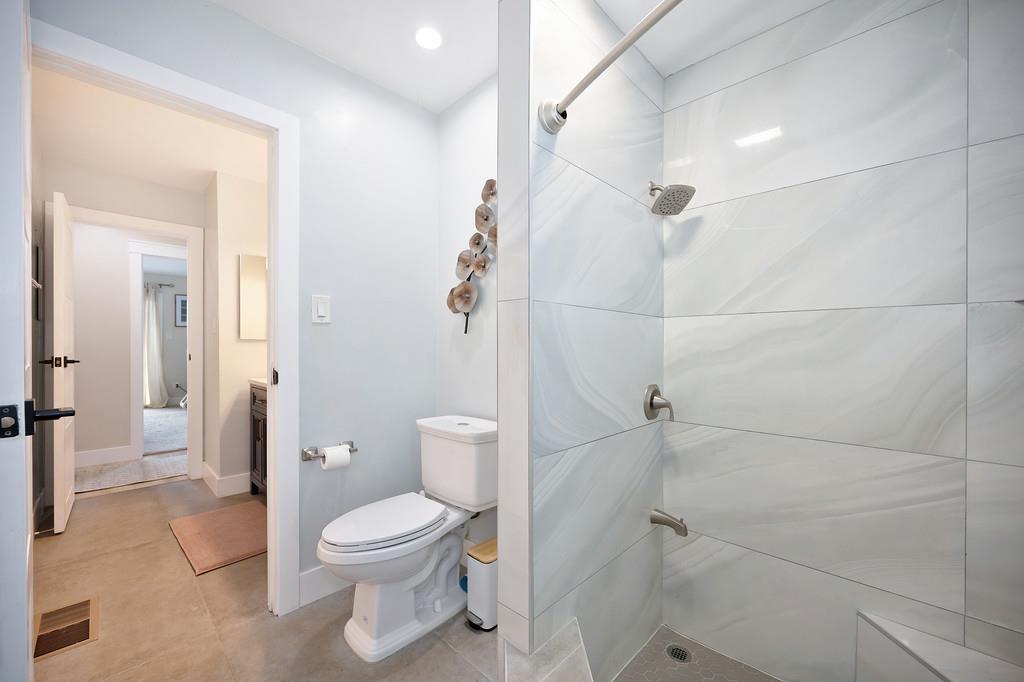 Detail Gallery Image 45 of 99 For 592 Torero Way, El Dorado Hills,  CA 95762 - 5 Beds | 4 Baths