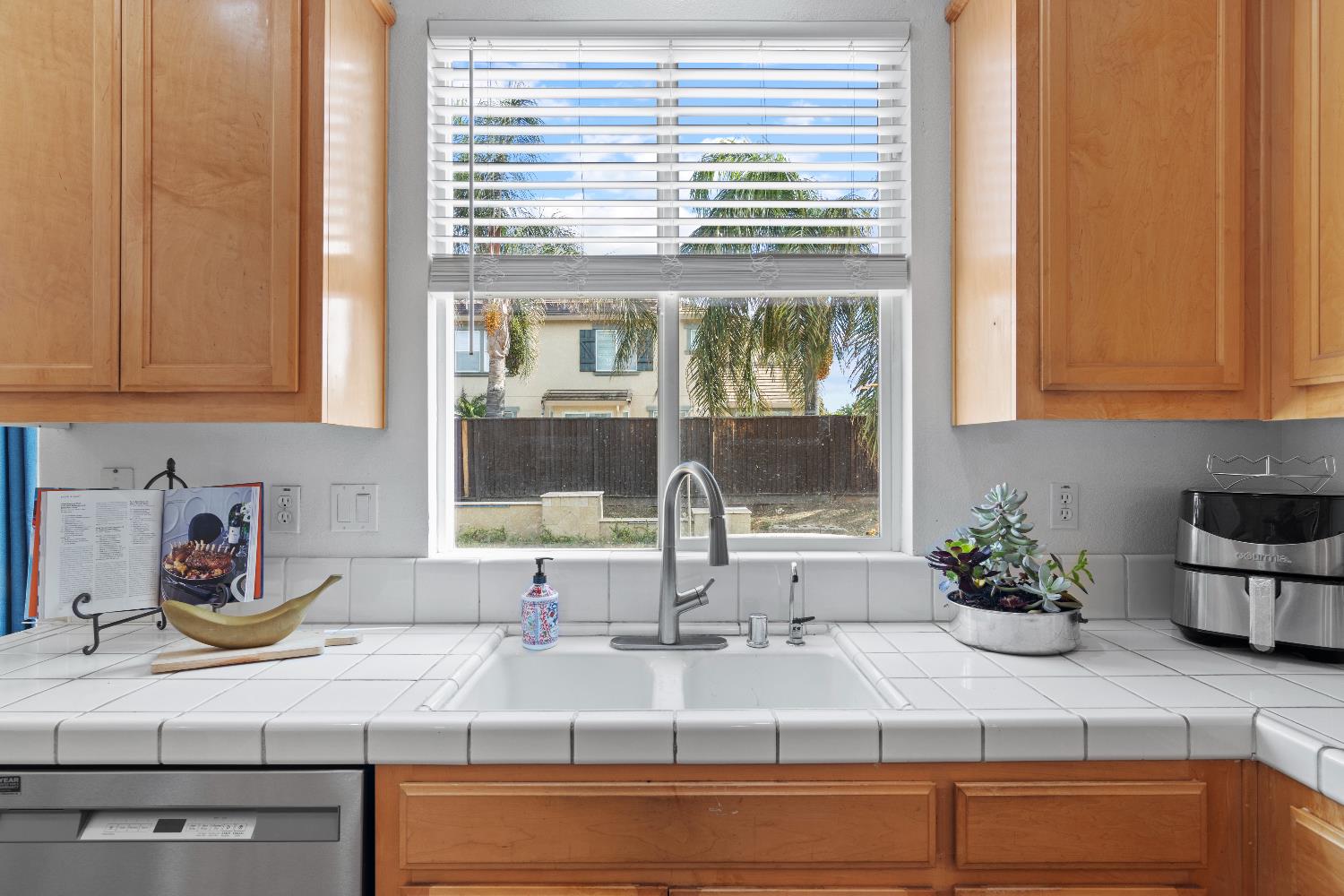 Detail Gallery Image 16 of 65 For 2726 Marshall Ct, Tracy,  CA 95377 - 5 Beds | 4 Baths