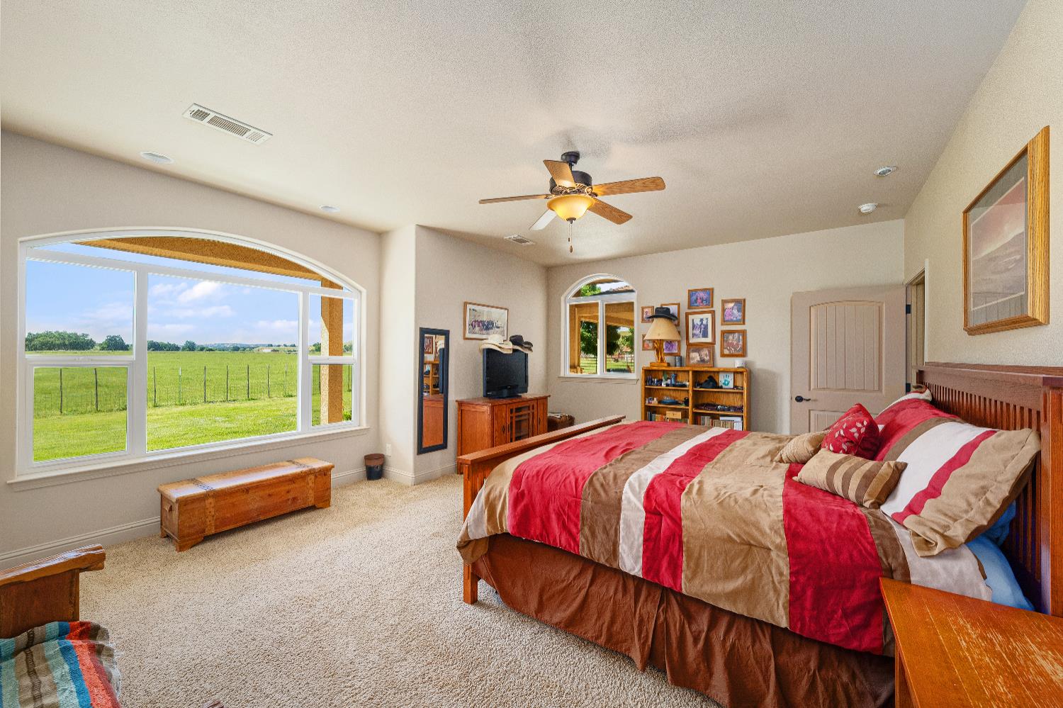 Detail Gallery Image 22 of 89 For 15605 Johnson Rd, Red Bluff,  CA 96080 - 4 Beds | 4 Baths