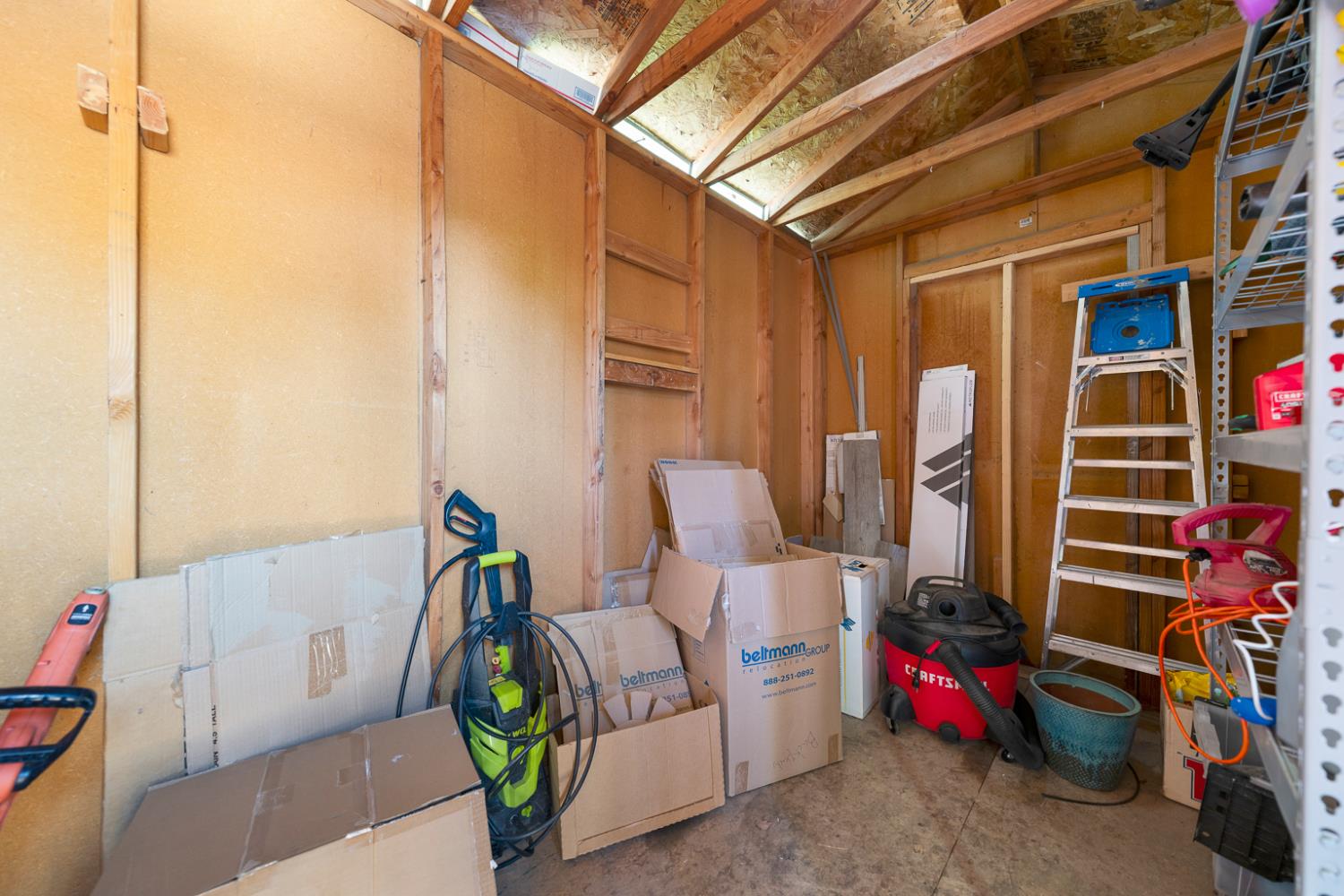 Detail Gallery Image 33 of 38 For 1136 Hampton Rd, Sacramento,  CA 95864 - 3 Beds | 1 Baths