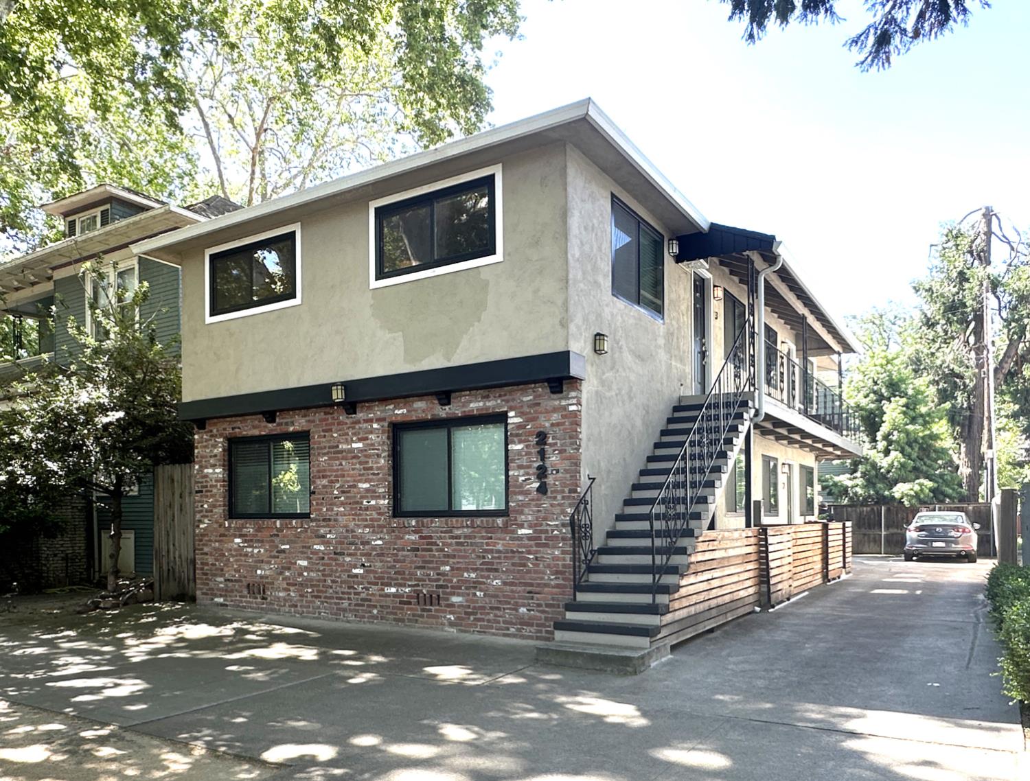 Detail Gallery Image 69 of 70 For 2124 H St, Sacramento,  CA 95816 - – Beds | – Baths