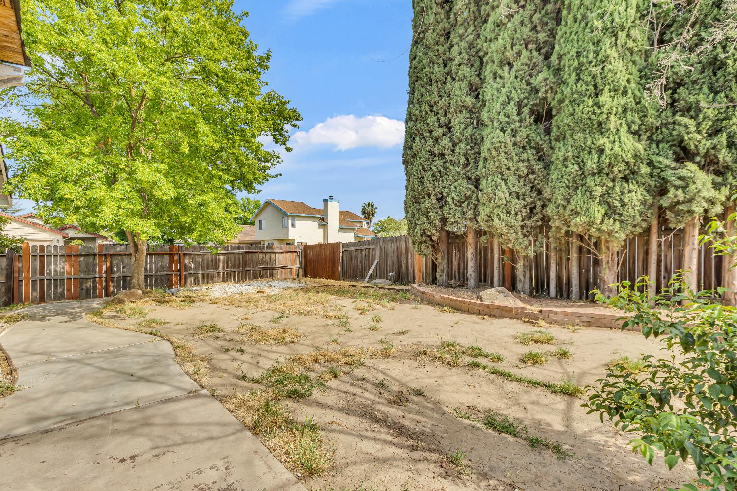 Detail Gallery Image 29 of 38 For 8401 Sunblaze Way, Sacramento,  CA 95823 - 3 Beds | 2 Baths