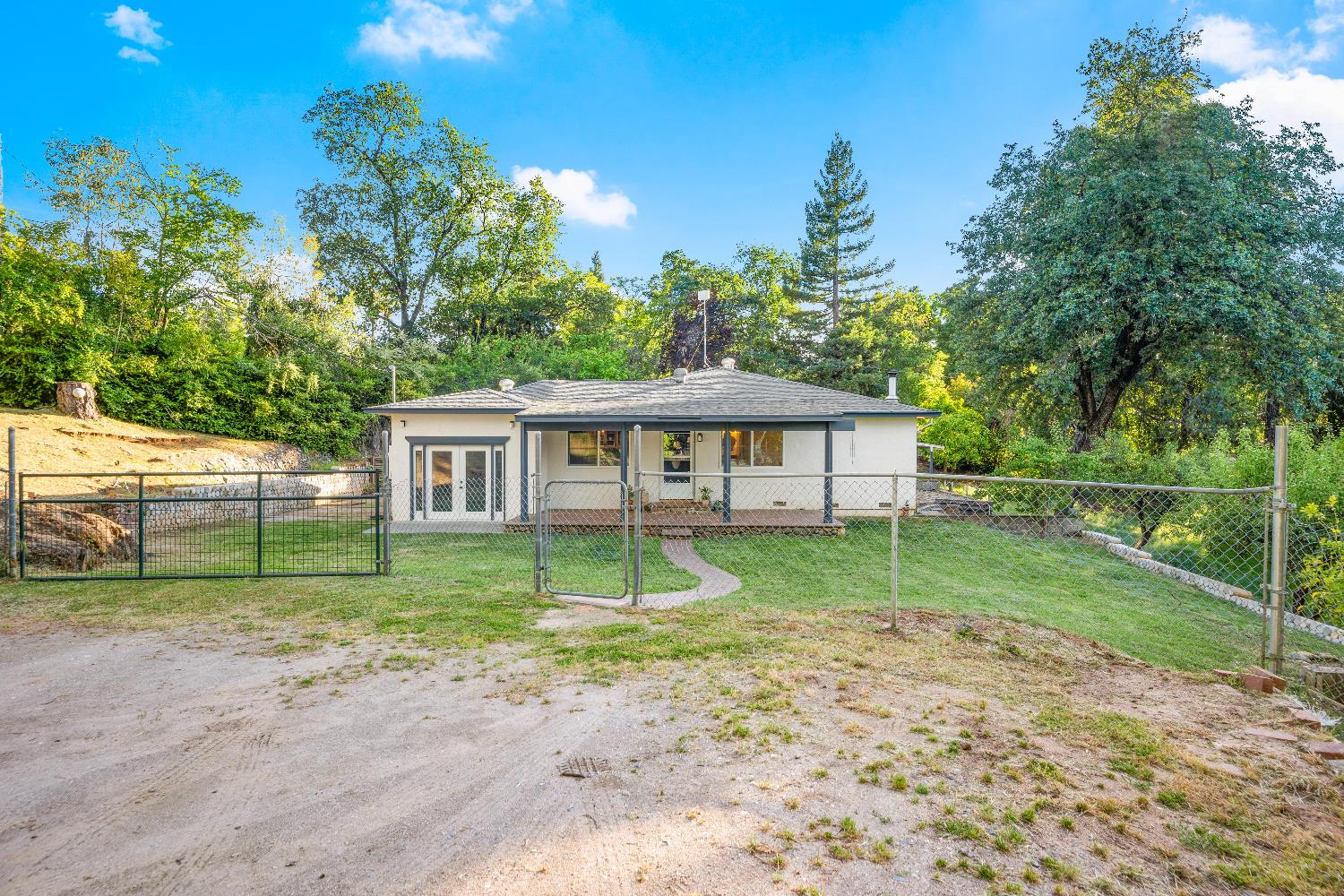 Topside Drive, Auburn, California image 8