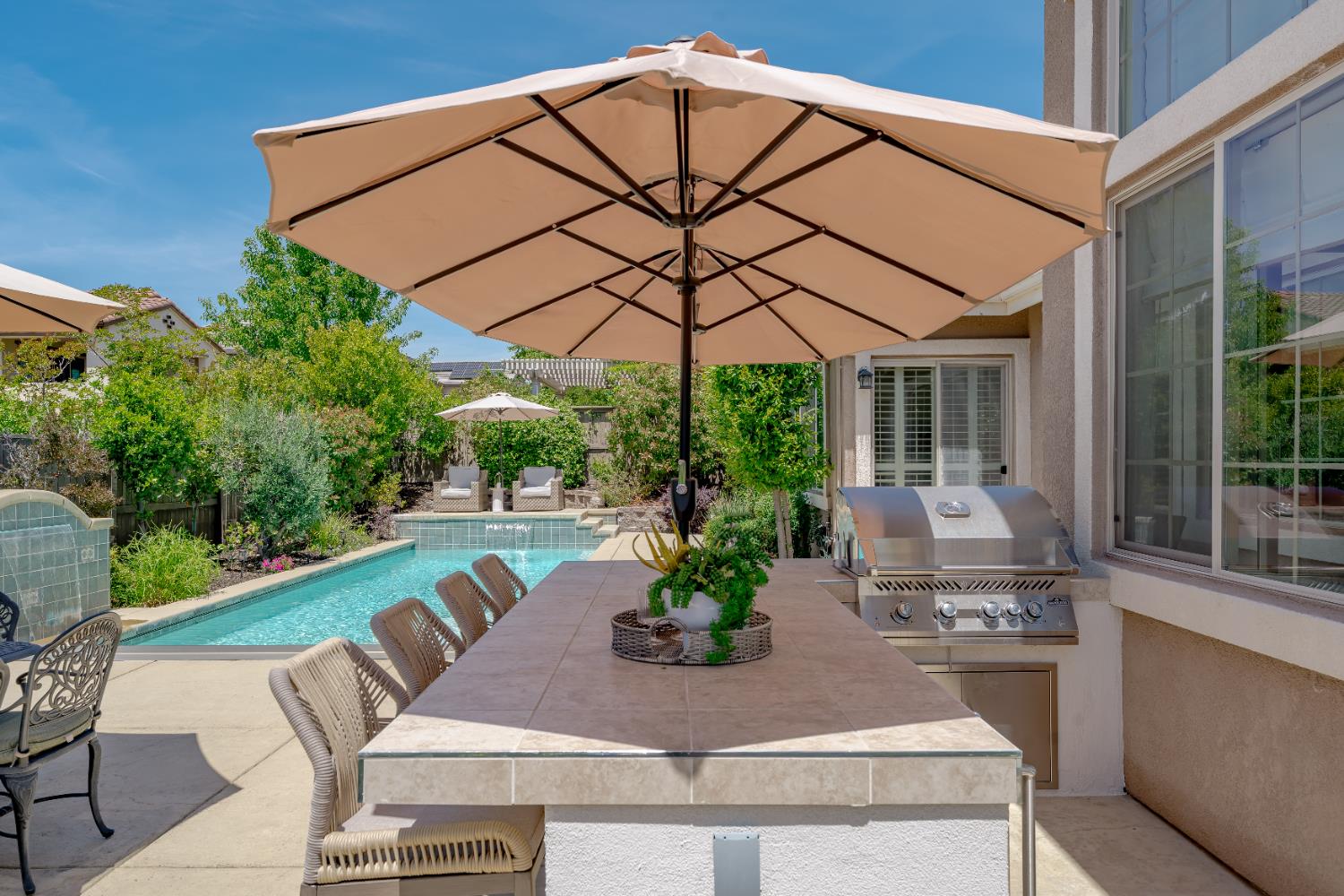Orsay Way, El Dorado Hills, California image 4