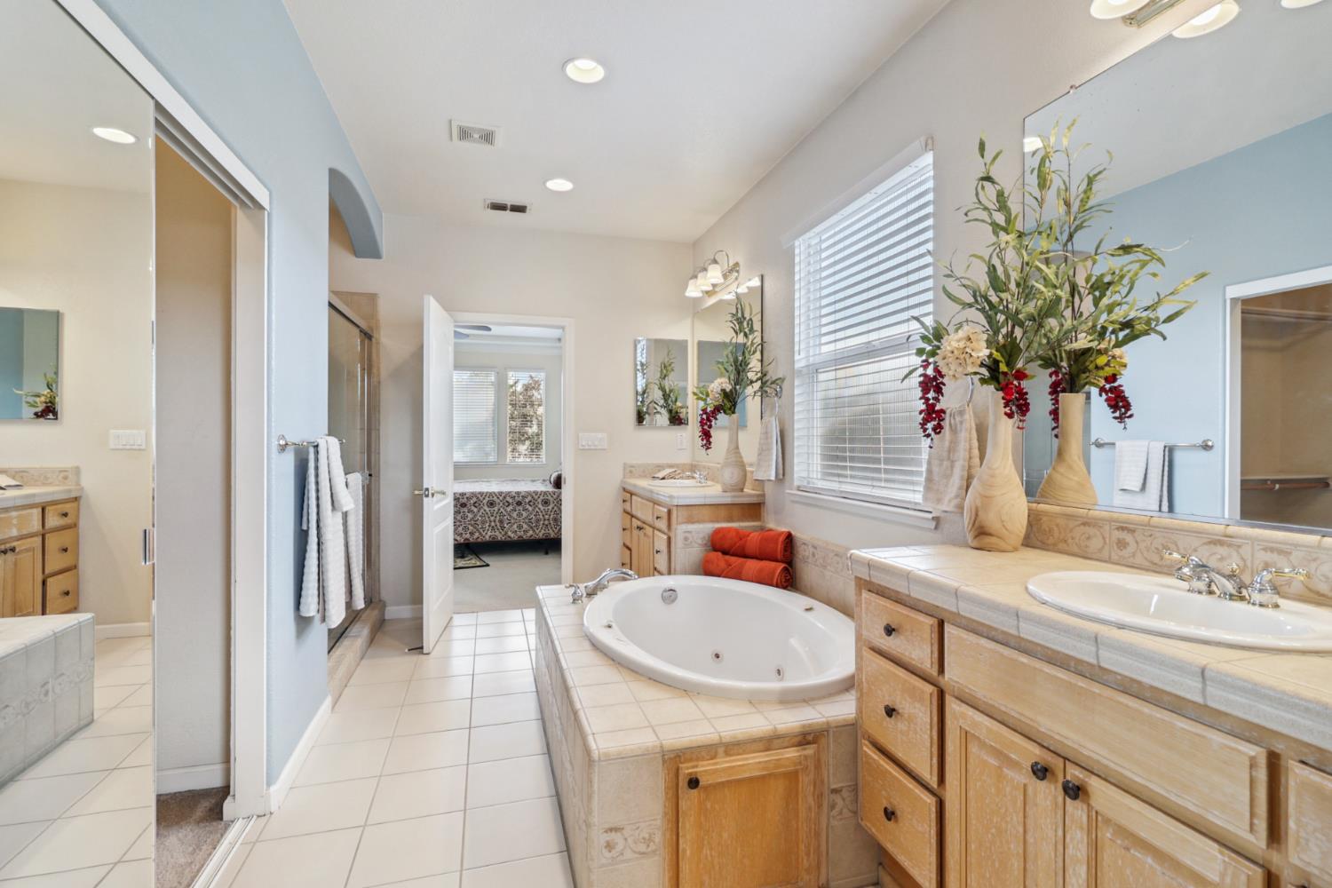Detail Gallery Image 41 of 67 For 2039 Petruchio Way, Roseville,  CA 95661 - 4 Beds | 3 Baths