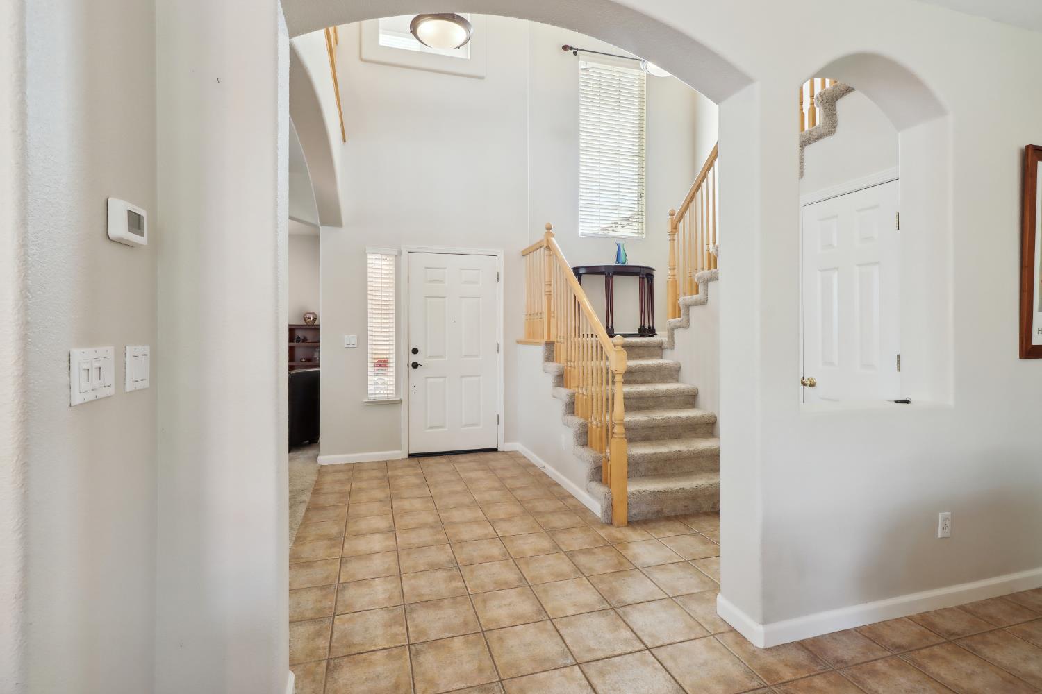 Detail Gallery Image 16 of 72 For 2049 Riggs Ave, Sacramento,  CA 95835 - 5 Beds | 3 Baths