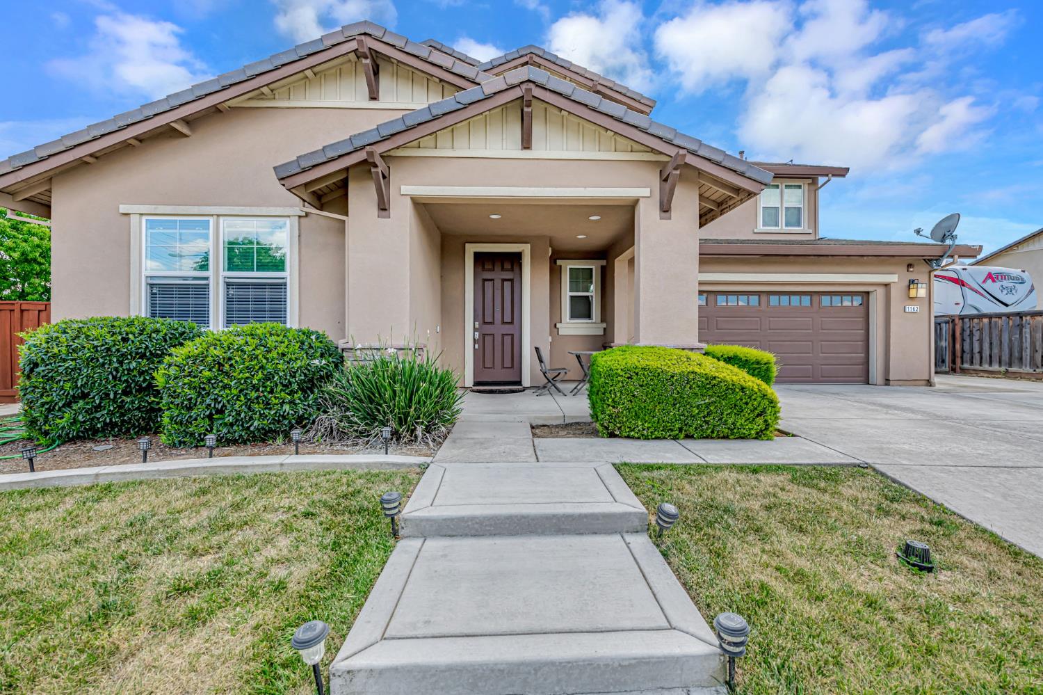 Detail Gallery Image 6 of 80 For 1162 Maugham Dr, Galt,  CA 95632 - 4 Beds | 3 Baths