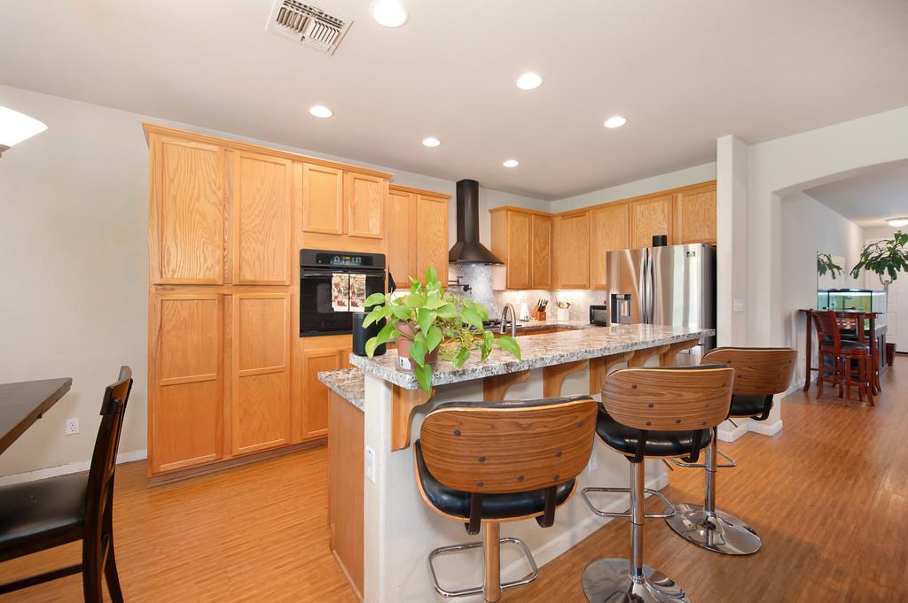 Detail Gallery Image 17 of 42 For 1437 Freeman Ct, Plumas Lake,  CA 95961 - 3 Beds | 2 Baths