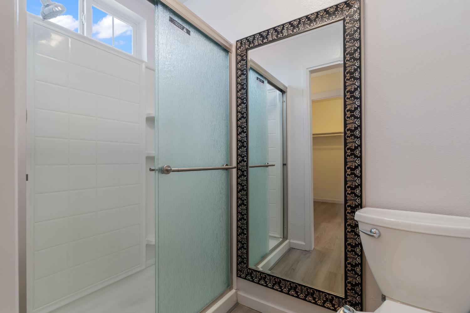Detail Gallery Image 16 of 34 For 8200 Cottonfield Way, Sacramento,  CA 95828 - 3 Beds | 2 Baths