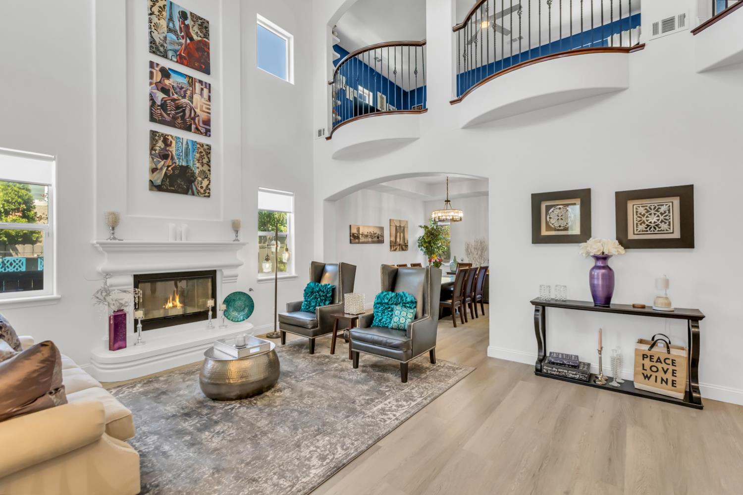 Detail Gallery Image 7 of 76 For 8530 Mandorla Cir, Orangevale,  CA 95662 - 4 Beds | 3/1 Baths