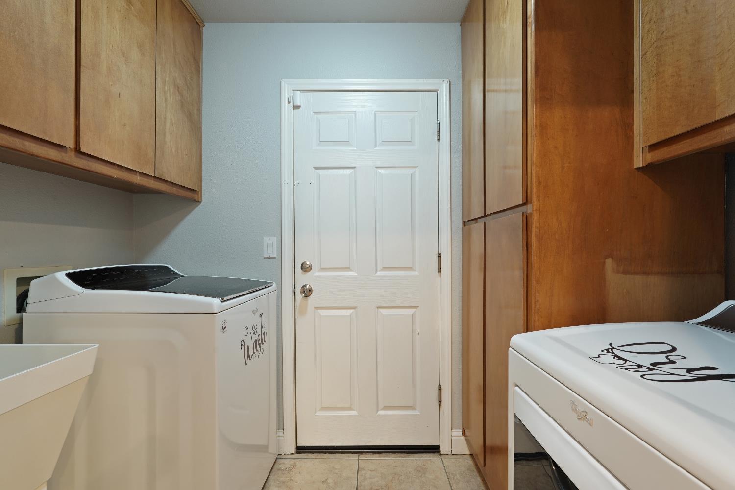 Detail Gallery Image 17 of 40 For 8760 Greer Way, Valley Springs,  CA 95252 - 3 Beds | 2 Baths