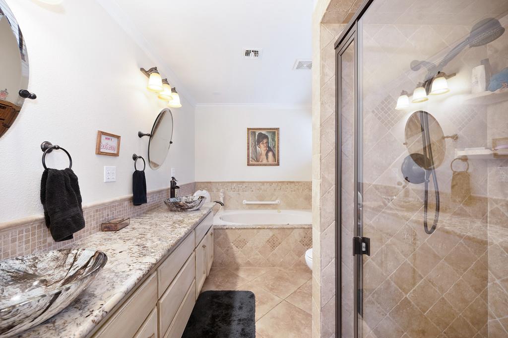 Detail Gallery Image 33 of 58 For 8725 Pathfinder Ct, Orangevale,  CA 95662 - 5 Beds | 3 Baths