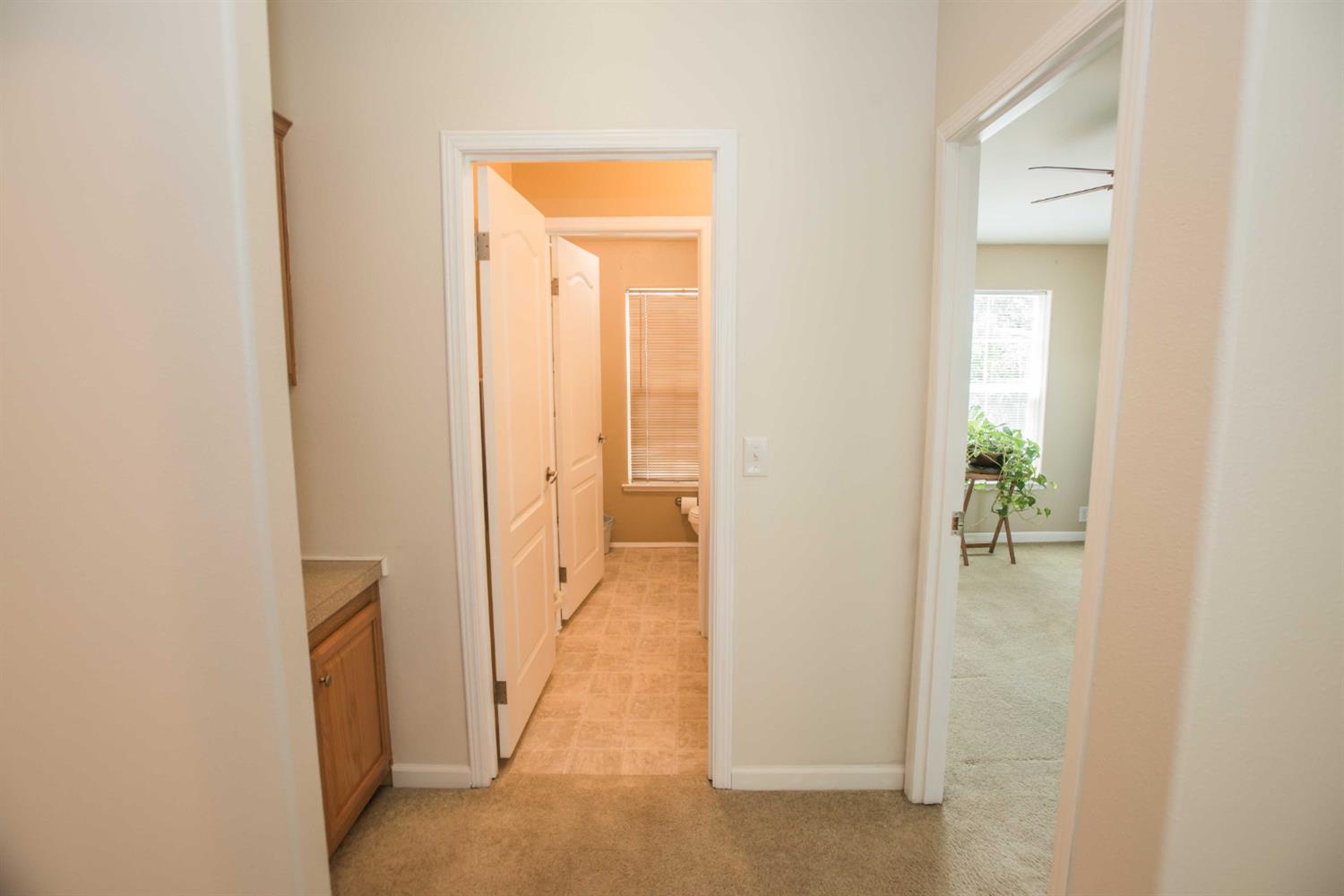 Detail Gallery Image 47 of 59 For 6946 27th St, Sacramento,  CA 95822 - 3 Beds | 2 Baths