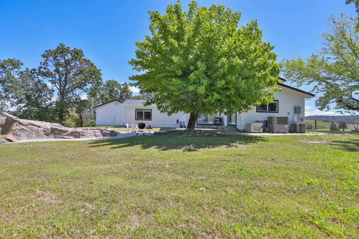 Detail Gallery Image 43 of 96 For 3081 Little Spur, Somerset,  CA 95684 - 3 Beds | 2 Baths