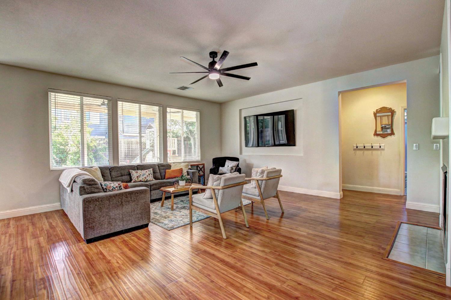 Detail Gallery Image 44 of 58 For 1461 Cortina Rd, West Sacramento,  CA 95691 - 5 Beds | 3 Baths