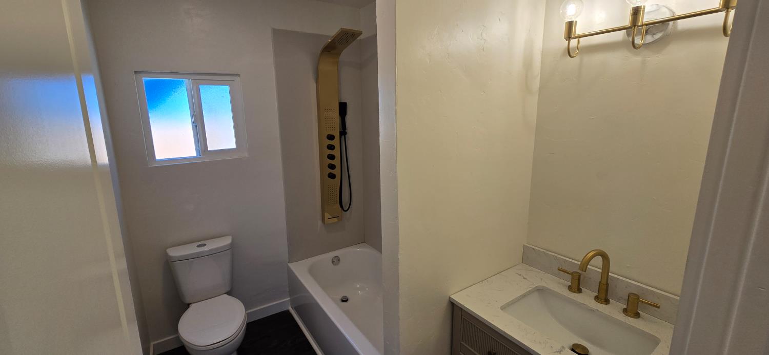 Detail Gallery Image 26 of 59 For 3129 Judah St, Sacramento,  CA 95815 - 2 Beds | 2 Baths