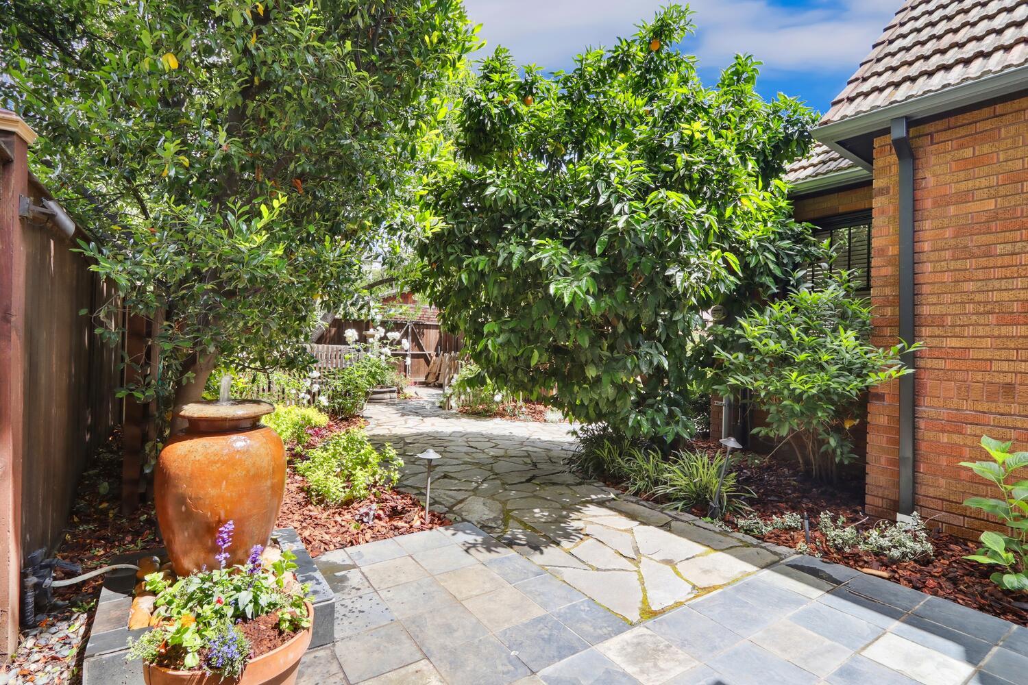 Detail Gallery Image 51 of 62 For 2665 Donner Way, Sacramento,  CA 95818 - 4 Beds | 3 Baths