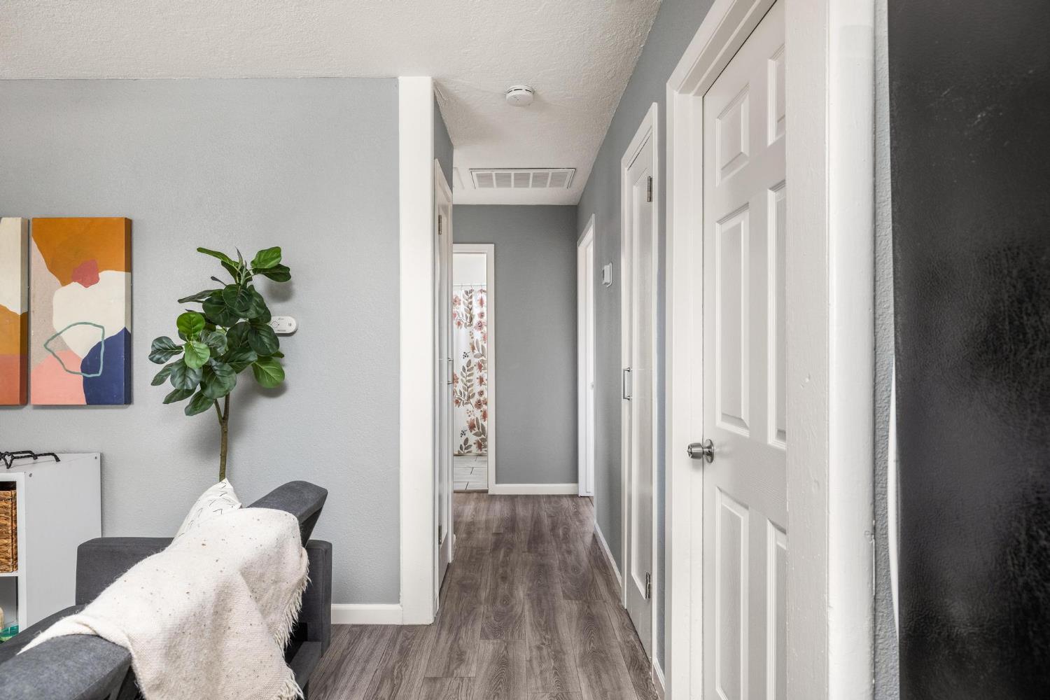 Detail Gallery Image 14 of 27 For 322 N Grant Ave, Manteca,  CA 95336 - 2 Beds | 1 Baths