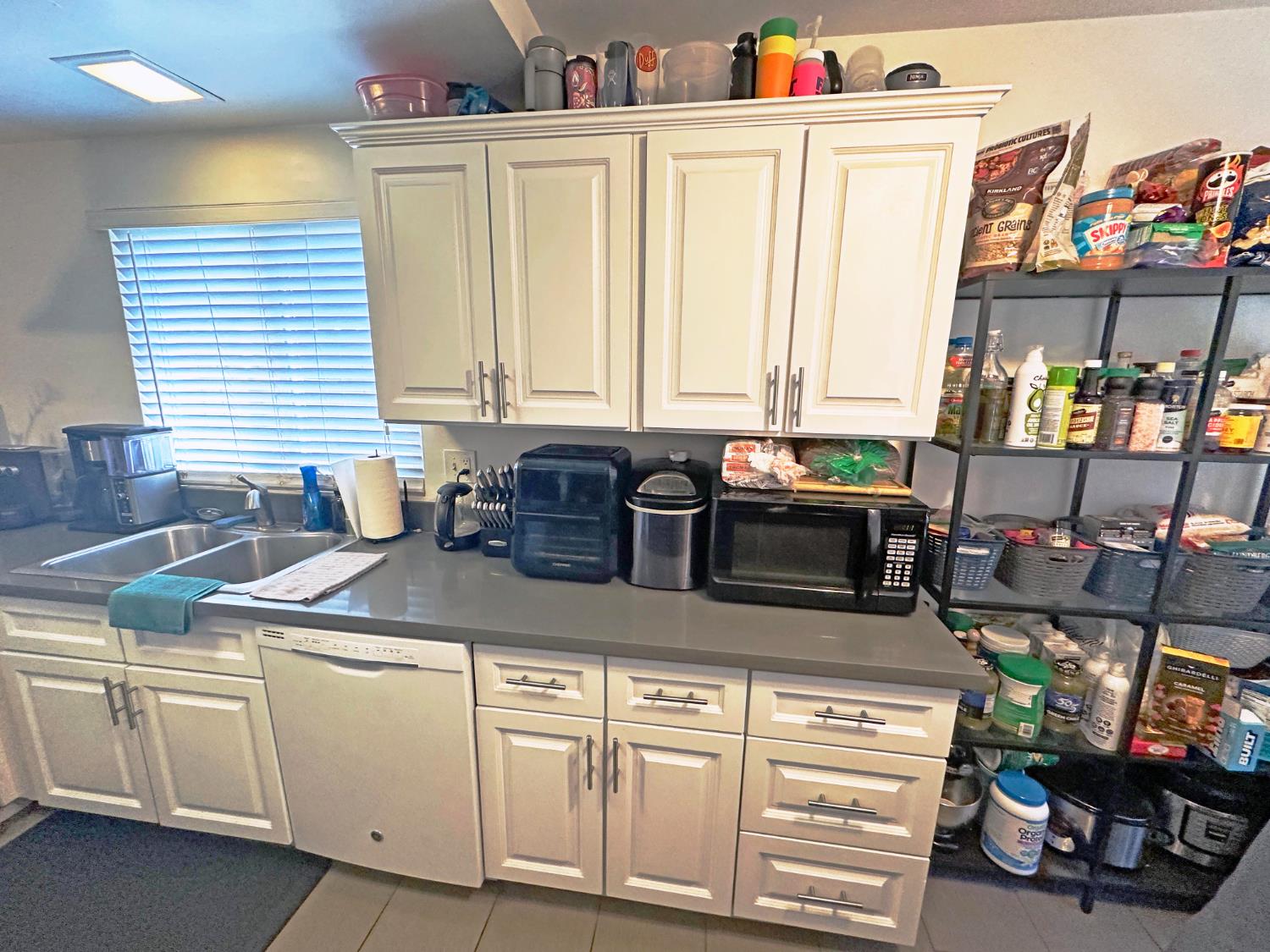 Detail Gallery Image 12 of 43 For 2525 N St, Sacramento,  CA 95816 - – Beds | – Baths