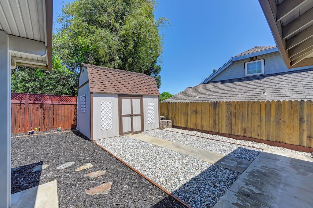 Detail Gallery Image 48 of 58 For 8725 Pathfinder Ct, Orangevale,  CA 95662 - 5 Beds | 3 Baths