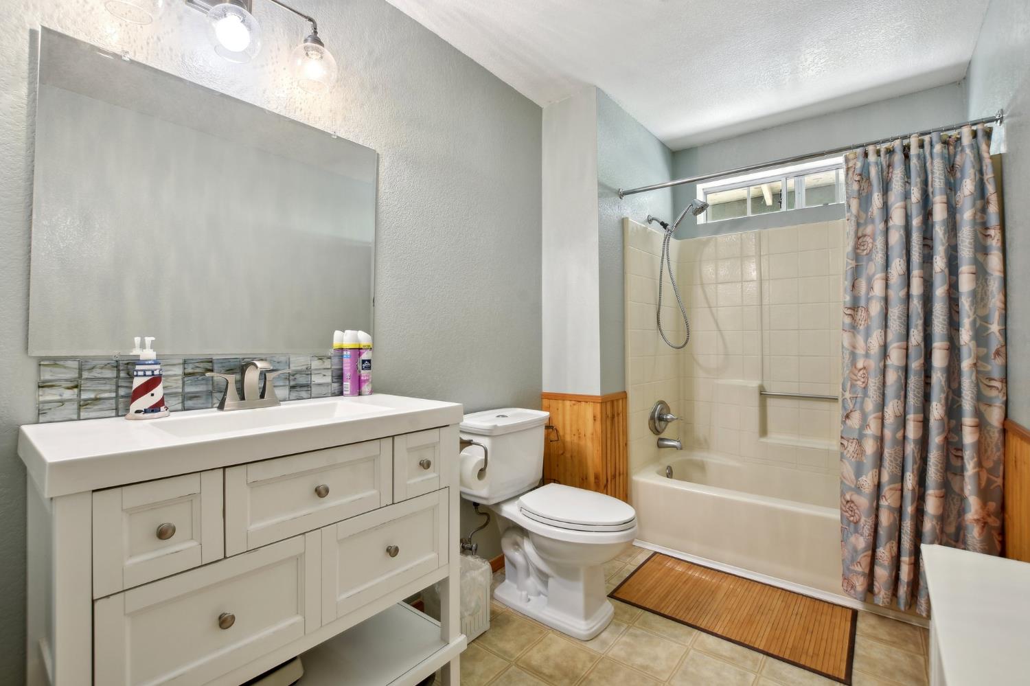 Detail Gallery Image 14 of 23 For 1840 Mary Ct, Placerville,  CA 95667 - 3 Beds | 2 Baths