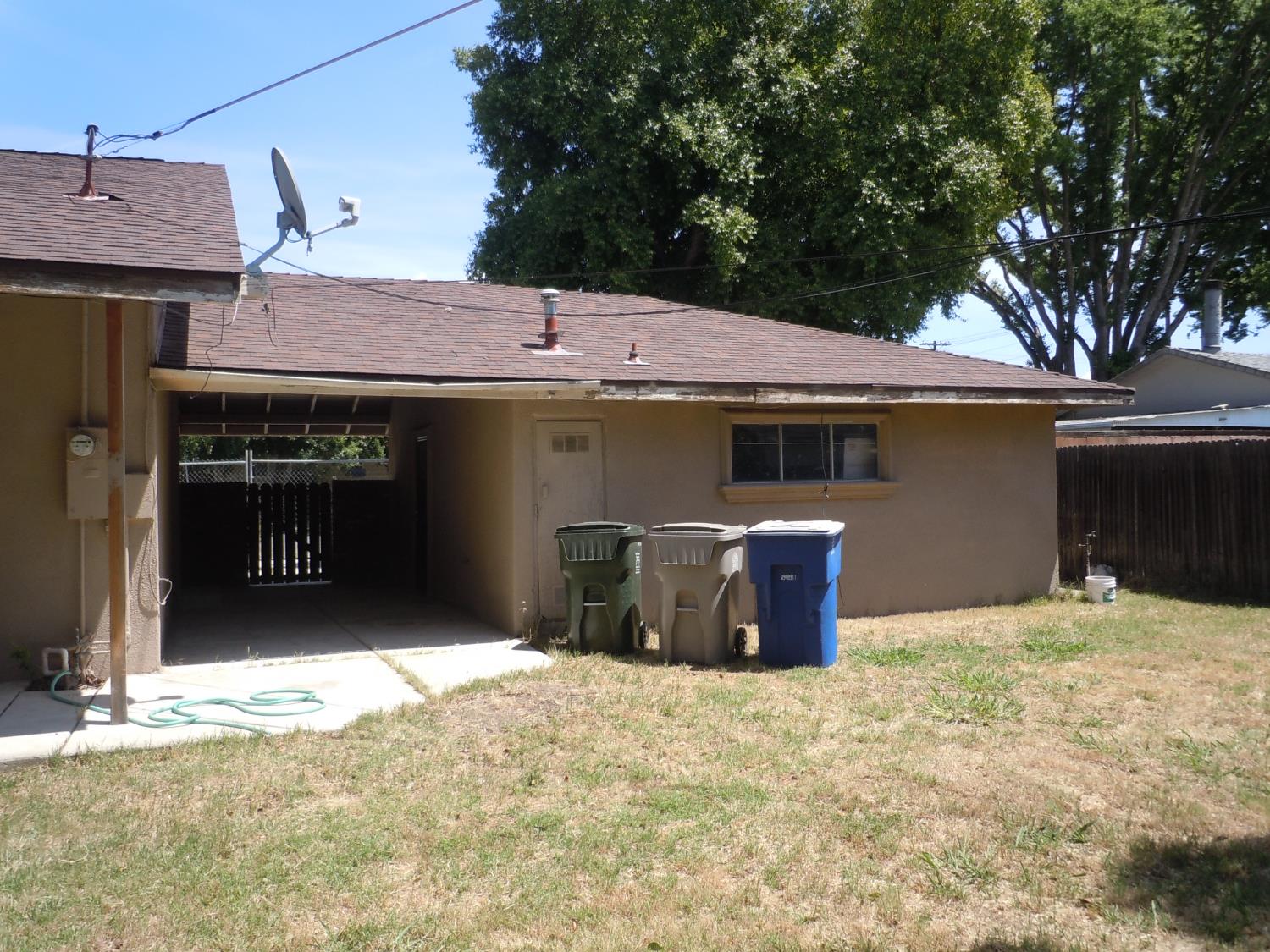 Detail Gallery Image 30 of 33 For 7100 20th St, Sacramento,  CA 95822 - 3 Beds | 2 Baths