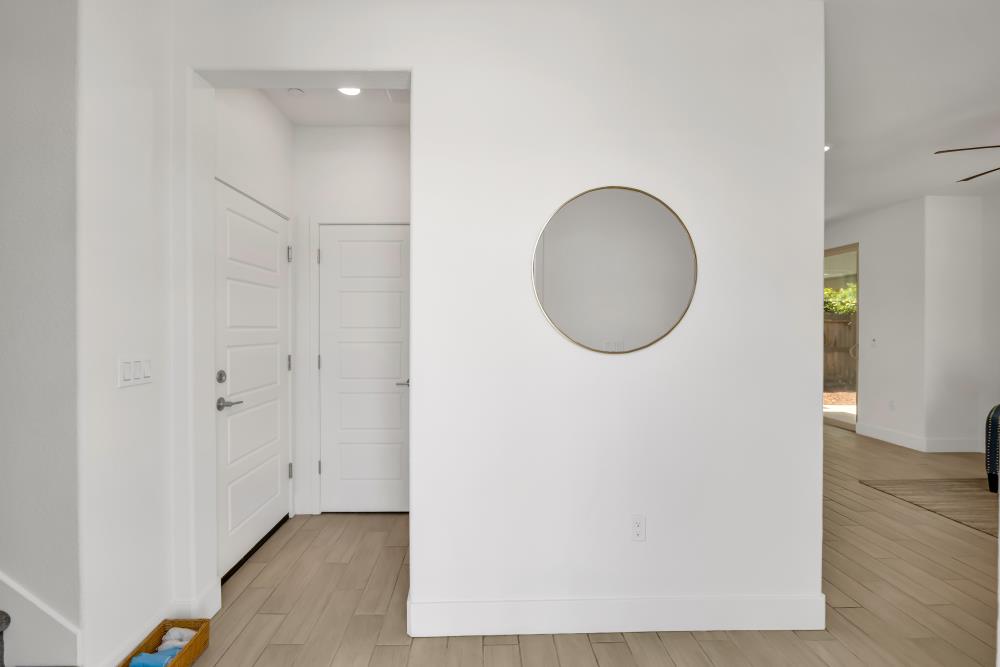 Detail Gallery Image 5 of 47 For 8836 Solo Way, Elk Grove,  CA 95757 - 3 Beds | 2/1 Baths