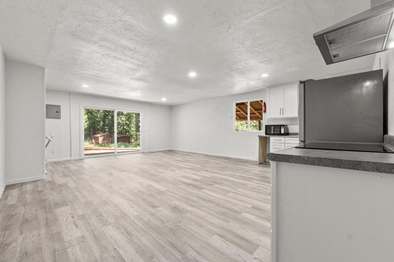 Detail Gallery Image 32 of 44 For 2809 Gardella Ln, Camino,  CA 95709 - 4 Beds | 3/3 Baths