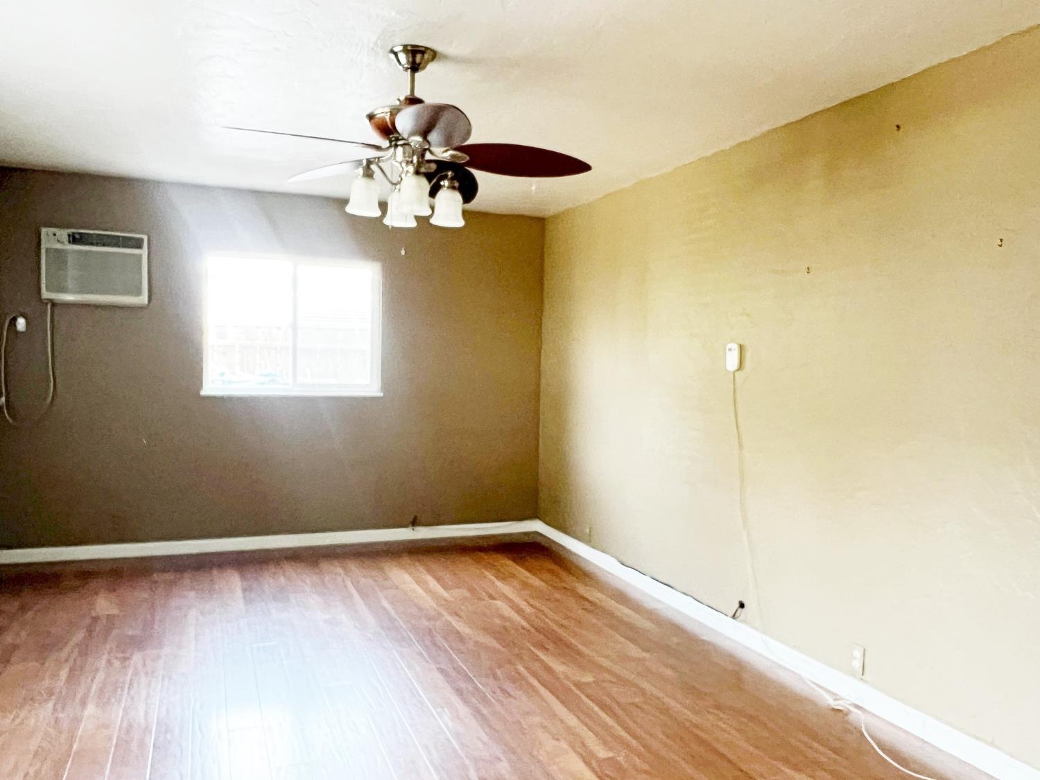 Detail Gallery Image 9 of 16 For 728 N Mills Ave, Lodi,  CA 95242 - 2 Beds | 1 Baths