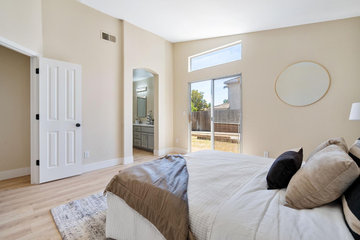 Detail Gallery Image 13 of 23 For 6042 Bach Ct, Citrus Heights,  CA 95621 - 3 Beds | 2 Baths