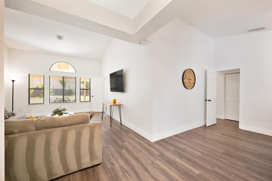 River Mist Way, Rancho Cordova, California image 4