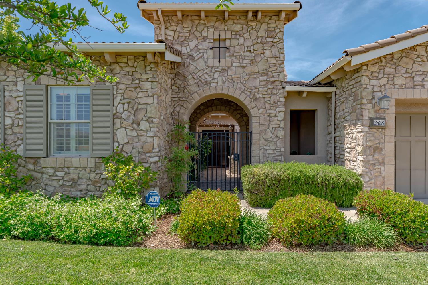 Orsay Way, El Dorado Hills, California image 48