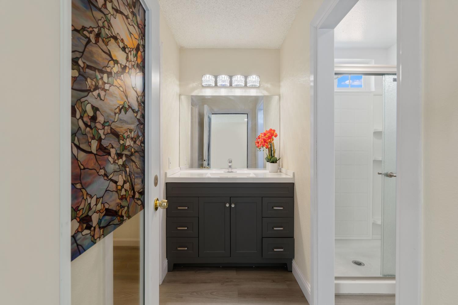 Detail Gallery Image 15 of 34 For 8200 Cottonfield Way, Sacramento,  CA 95828 - 3 Beds | 2 Baths