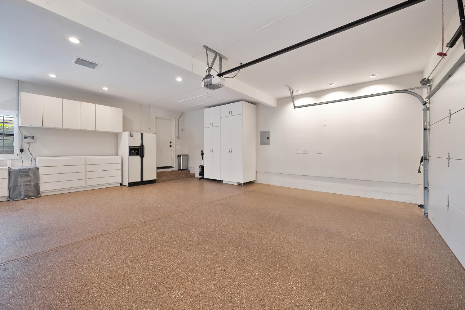 Detail Gallery Image 46 of 68 For 6441 via Del Cerrito, Sloughhouse,  CA 95683 - 3 Beds | 2/1 Baths