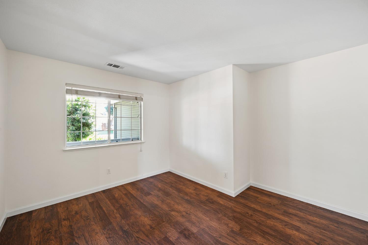 Detail Gallery Image 26 of 42 For 2167 Turtledove Ct, Lodi,  CA 95240 - 4 Beds | 2 Baths