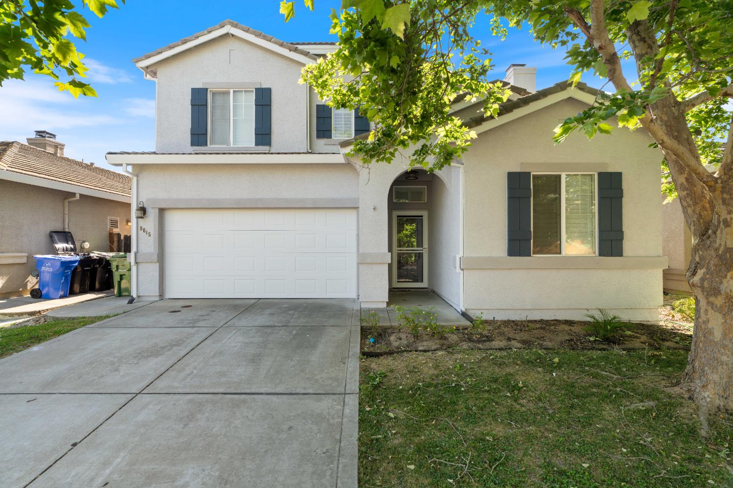 Detail Gallery Image 1 of 52 For 9615 Red Current Way, Elk Grove,  CA 95757 - 4 Beds | 3 Baths