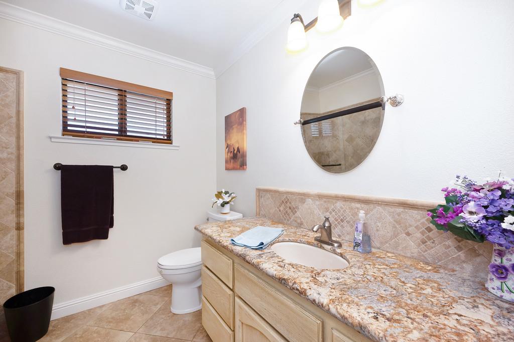 Detail Gallery Image 28 of 58 For 8725 Pathfinder Ct, Orangevale,  CA 95662 - 5 Beds | 3 Baths