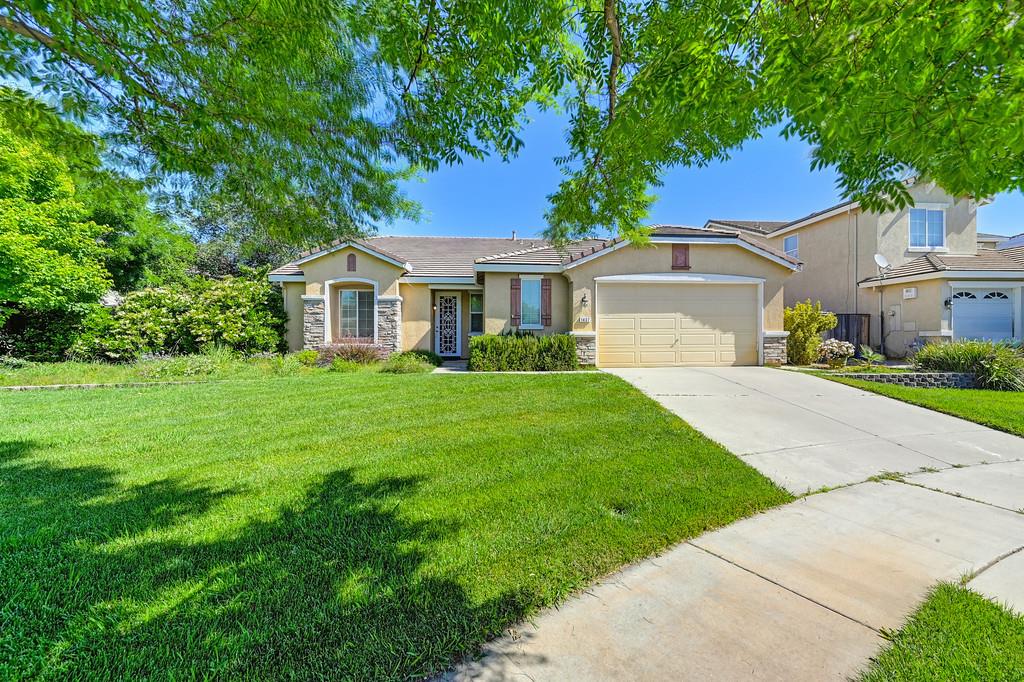 Detail Gallery Image 1 of 42 For 1437 Freeman Ct, Plumas Lake,  CA 95961 - 3 Beds | 2 Baths