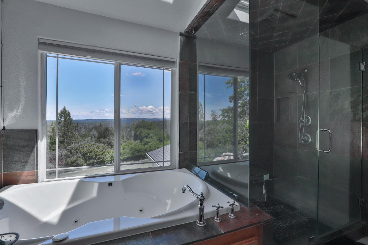 Detail Gallery Image 30 of 96 For 3081 Little Spur, Somerset,  CA 95684 - 3 Beds | 2 Baths