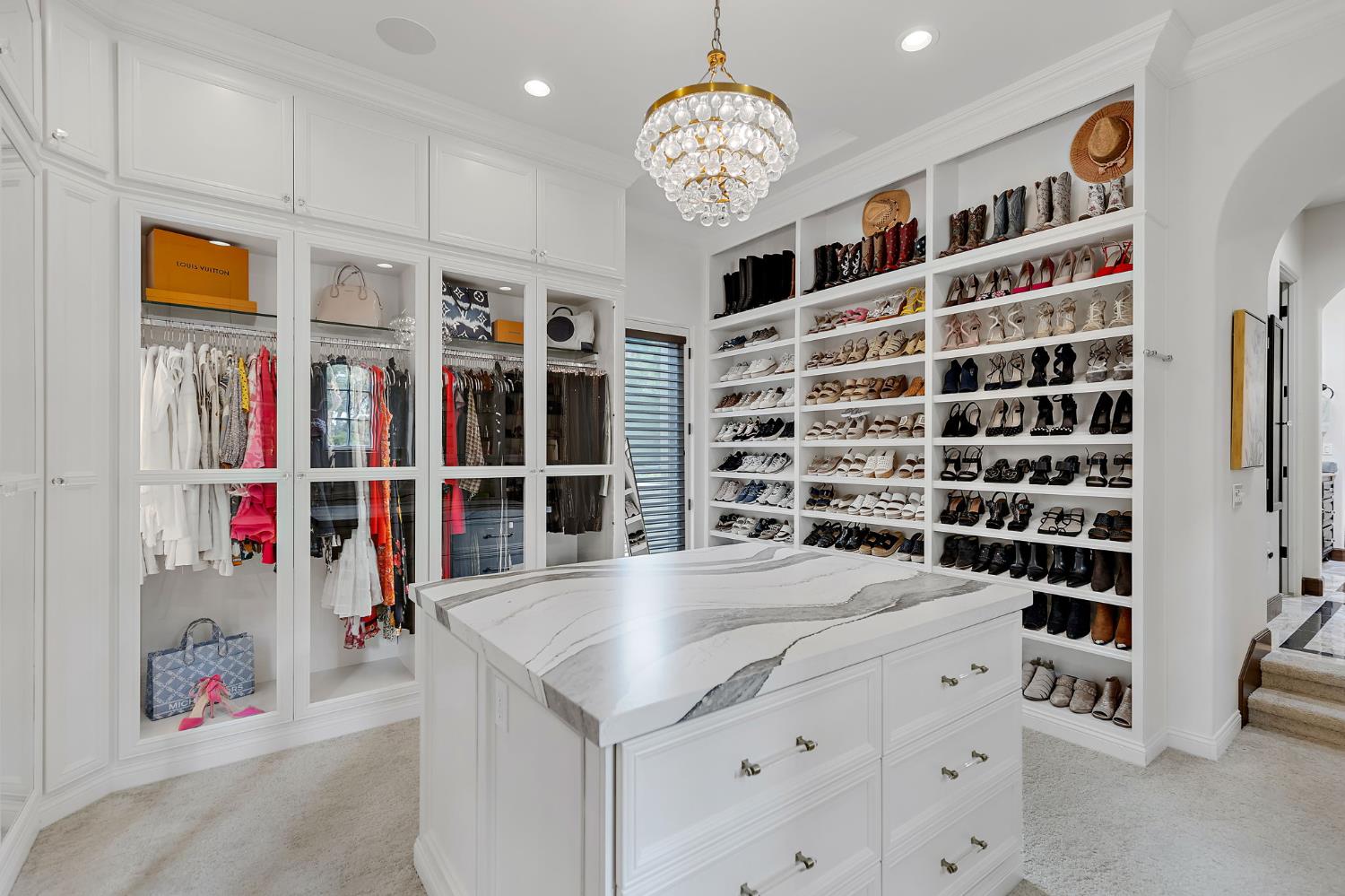 Detail Gallery Image 17 of 62 For 6120 Terracina Ct, Loomis,  CA 95650 - 7 Beds | 6/2 Baths