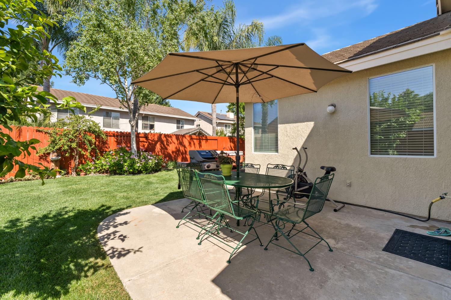 Detail Gallery Image 24 of 26 For 60 Groth Cir, Sacramento,  CA 95834 - 3 Beds | 2 Baths