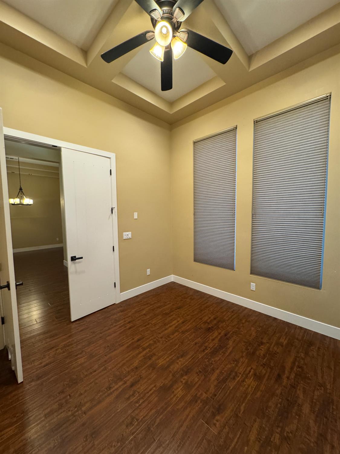 Detail Gallery Image 9 of 60 For 8856 Venikov Pl, Orangevale,  CA 95662 - 4 Beds | 3 Baths