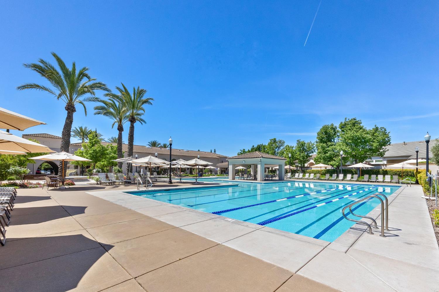 Detail Gallery Image 57 of 66 For 2339 Ryedale Ln, Sacramento,  CA 95835 - 2 Beds | 2 Baths