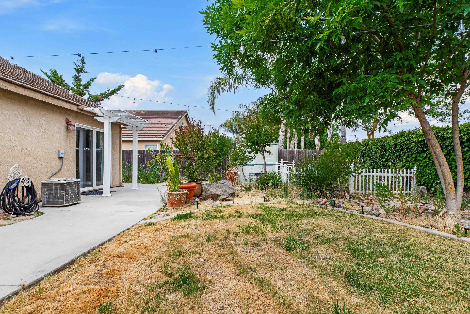 Quiet Court, Merced, California image 30