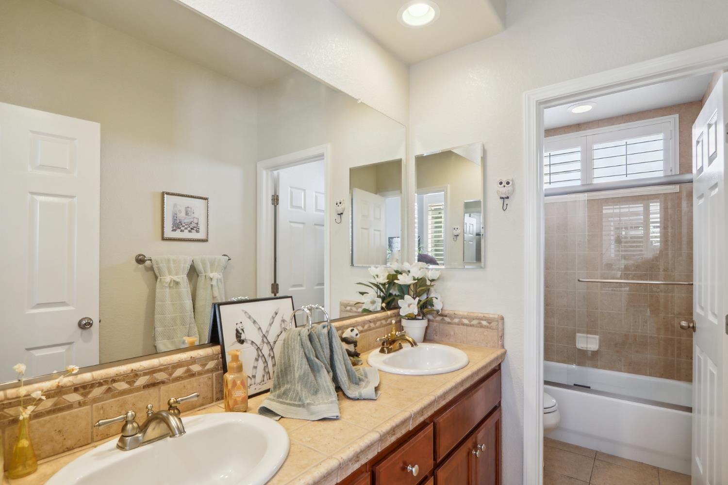 Detail Gallery Image 34 of 47 For 1214 Mill Way, Stockton,  CA 95209 - 4 Beds | 3 Baths