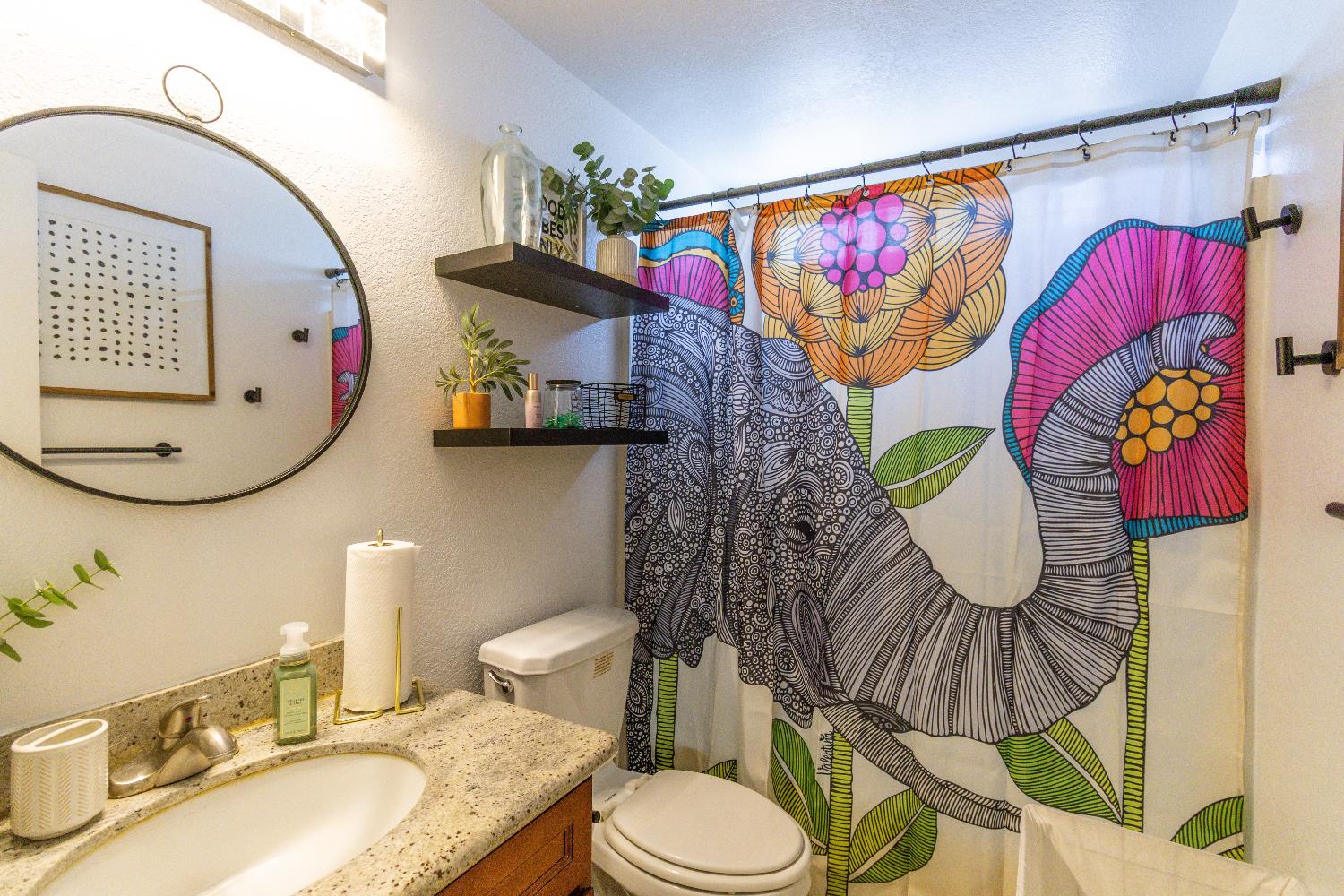 Detail Gallery Image 12 of 20 For 8 Tide Ct, Sacramento,  CA 95833 - 3 Beds | 2/1 Baths