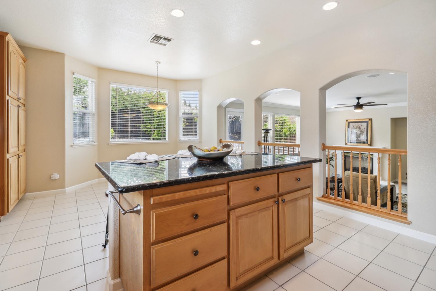 Detail Gallery Image 21 of 67 For 2039 Petruchio Way, Roseville,  CA 95661 - 4 Beds | 3 Baths