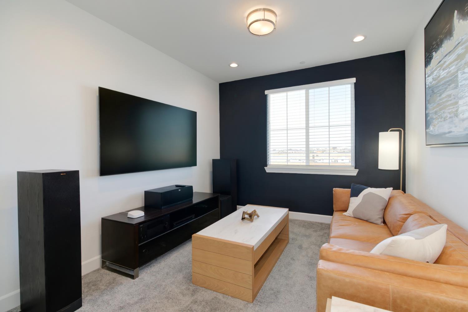 Detail Gallery Image 29 of 69 For 12818 Mission Peak Way, Rancho Cordova,  CA 95742 - 5 Beds | 4/1 Baths