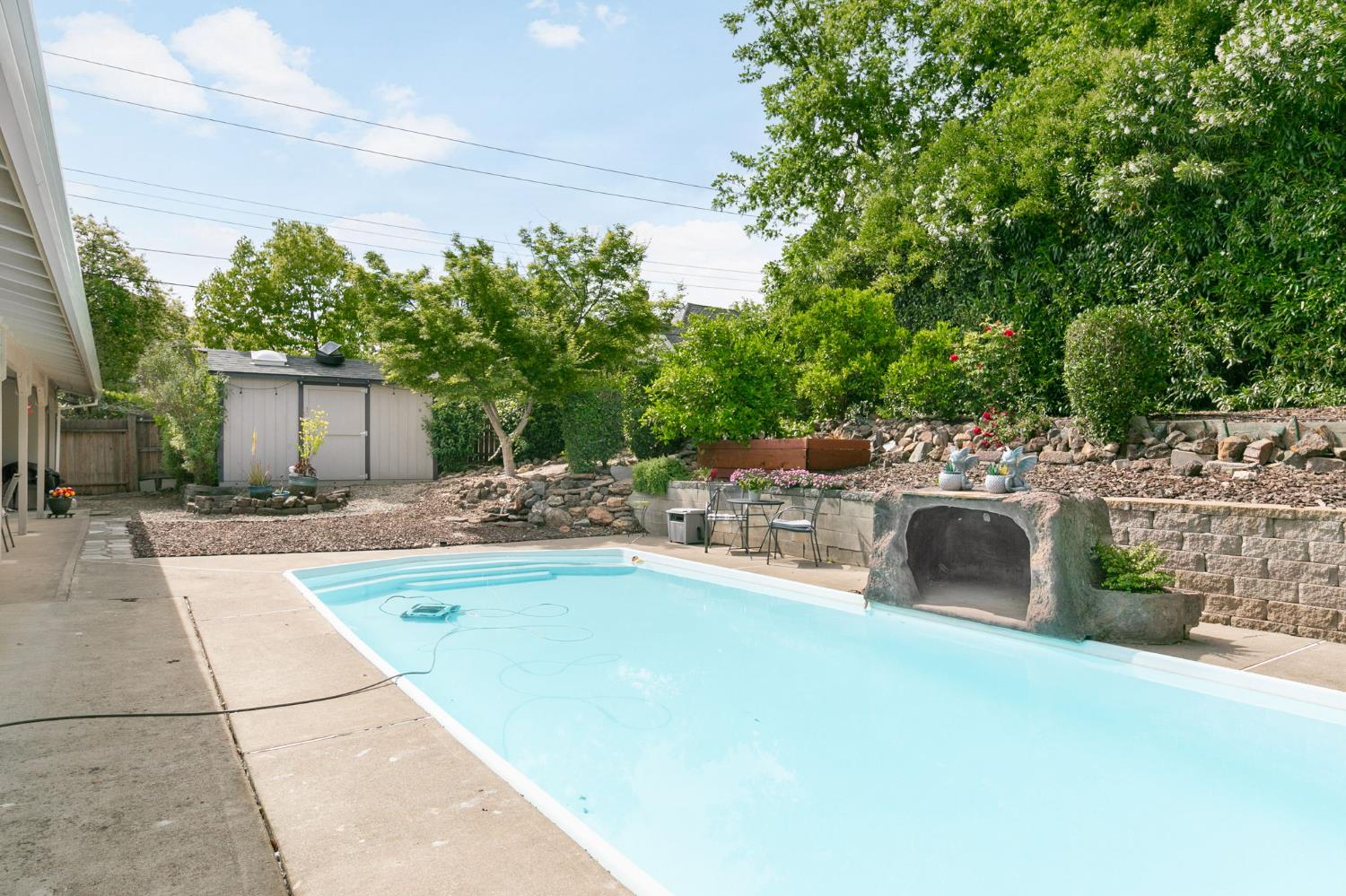 Detail Gallery Image 39 of 46 For 8717 Sunset Ave, Fair Oaks,  CA 95628 - 3 Beds | 2 Baths