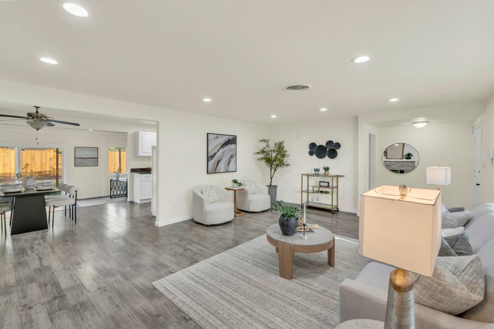 Detail Gallery Image 14 of 56 For 3000 Mission Ave, Carmichael,  CA 95608 - 3 Beds | 2 Baths